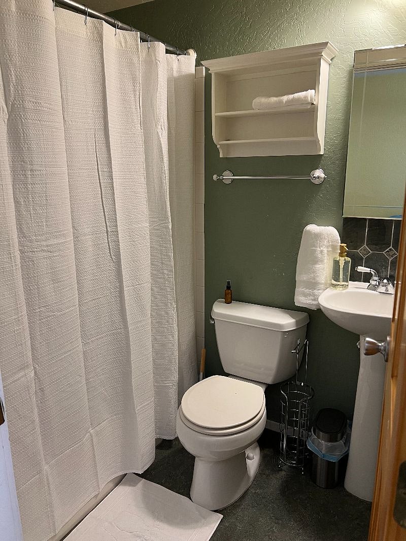 Furnished Finder property 394656_1 photo 17