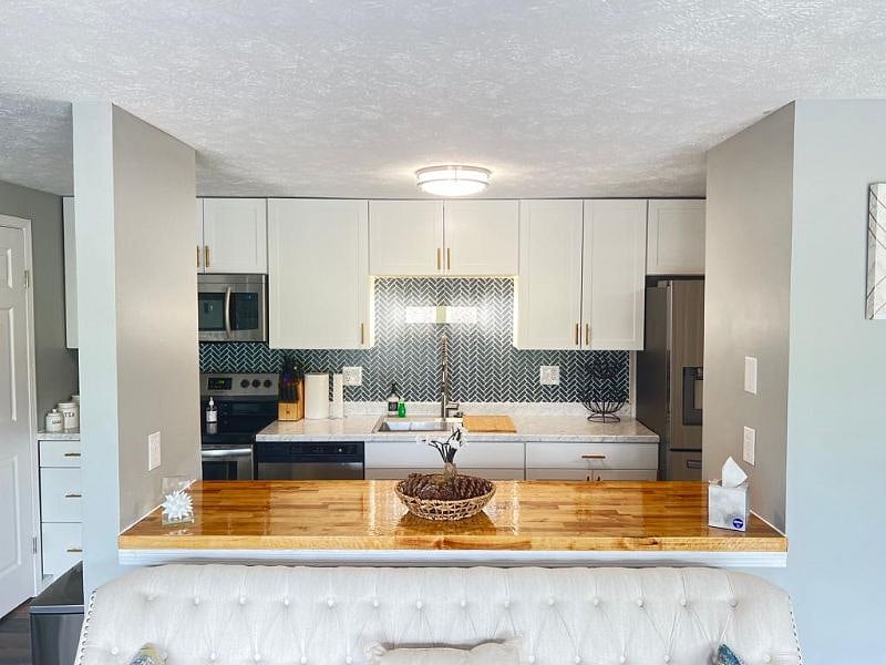 Furnished Finder property 394688_1 photo 9