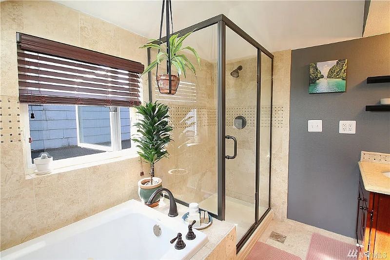 Furnished Finder property 394707_1 photo 12