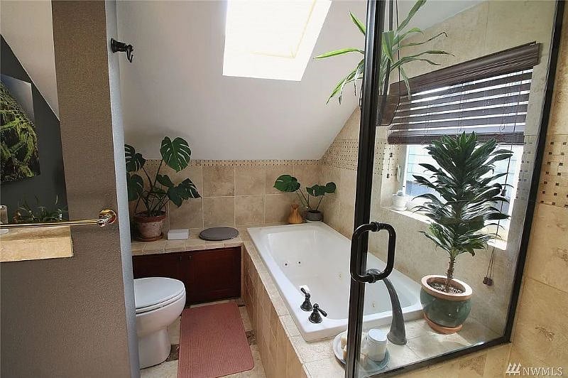 Furnished Finder property 394707_1 photo 14