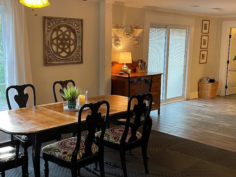 Six person dinning table, with removable leaf in the event you want a smaller place setting.