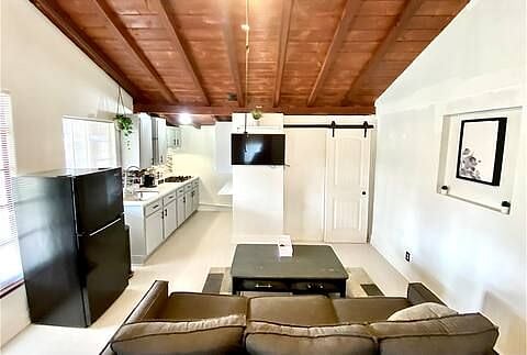 Furnished Finder property 394853_1 photo 5