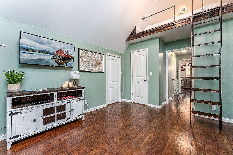 Furnished Finder property 394885_1 photo 11