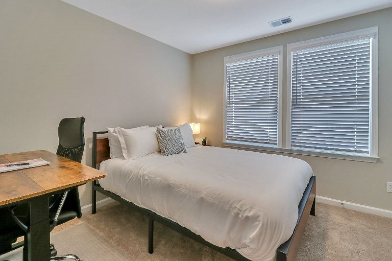 Furnished Finder property 394912_1 photo 12