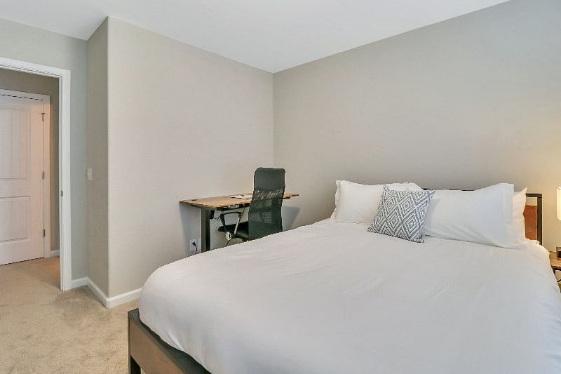 Furnished Finder property 394912_1 photo 13