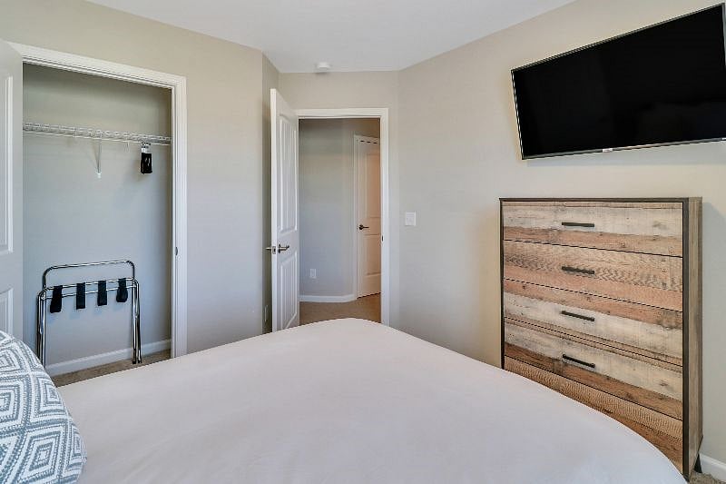 Furnished Finder property 394912_1 photo 14
