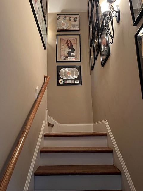 Furnished Finder property 394931_1 photo 11