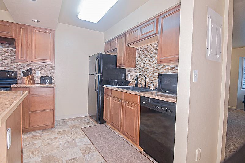 Furnished Finder property 395140_1 photo 6