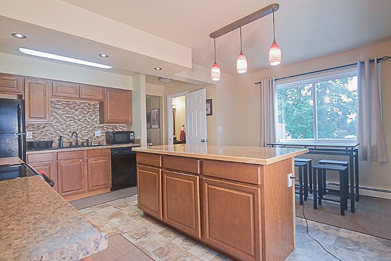 Furnished Finder property 395140_1 photo 12