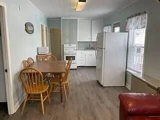 Furnished Finder property 395150_1 photo 4