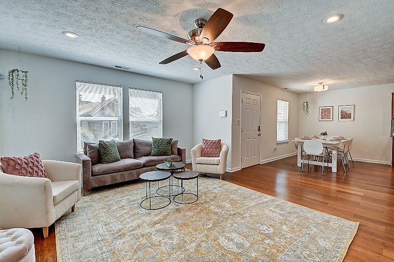 Furnished Finder property 395206_1 photo 7