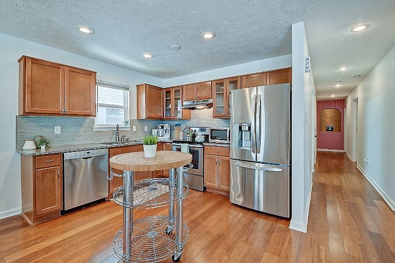 Furnished Finder property 395206_1 photo 4