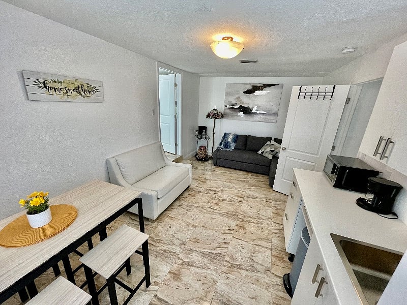 Furnished Finder property 395252_2 photo 9