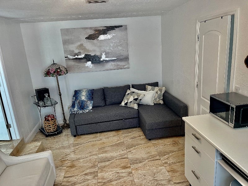 Furnished Finder property 395252_2 photo 8
