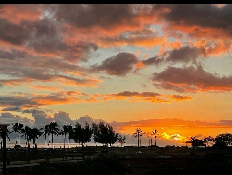 enjoy a 10 min walk to a beautiful sunset