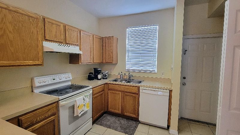 Furnished Finder property 395283_1 photo 8