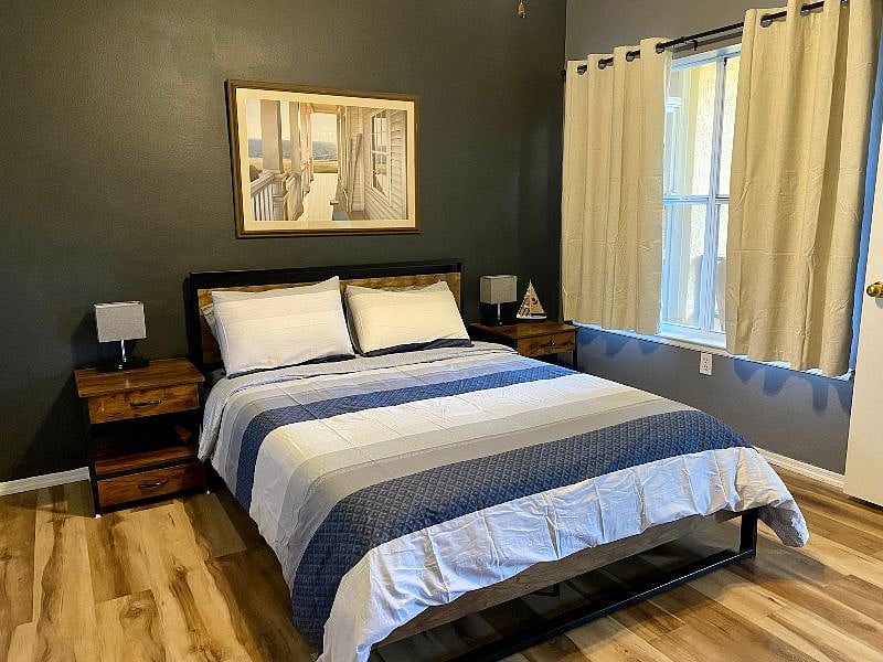 Furnished Finder property 395295_1 photo 15