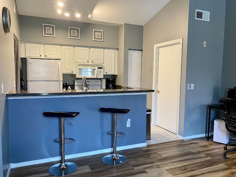 Furnished Finder property 395295_1 photo 43