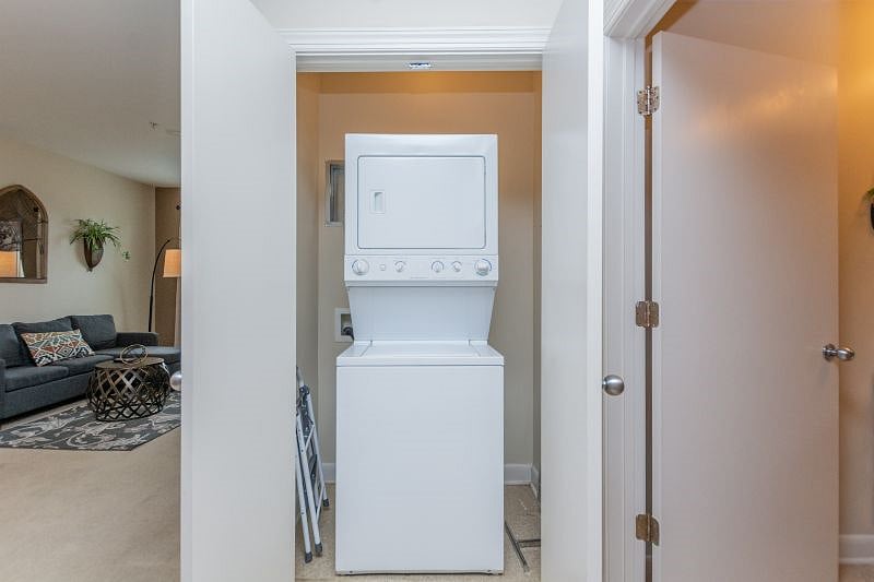 Furnished Finder property 395331_1 photo 3