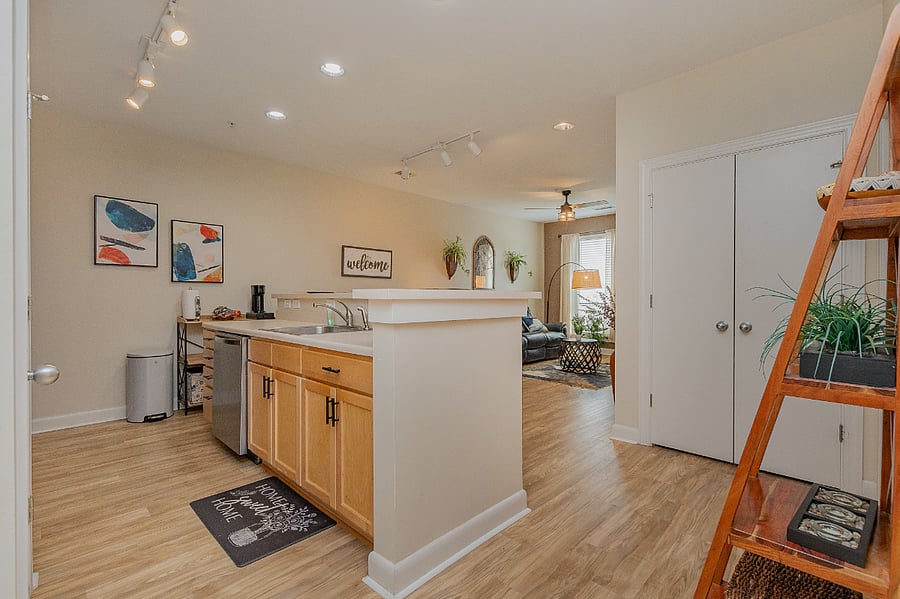 Furnished Finder property 395331_1 photo 6