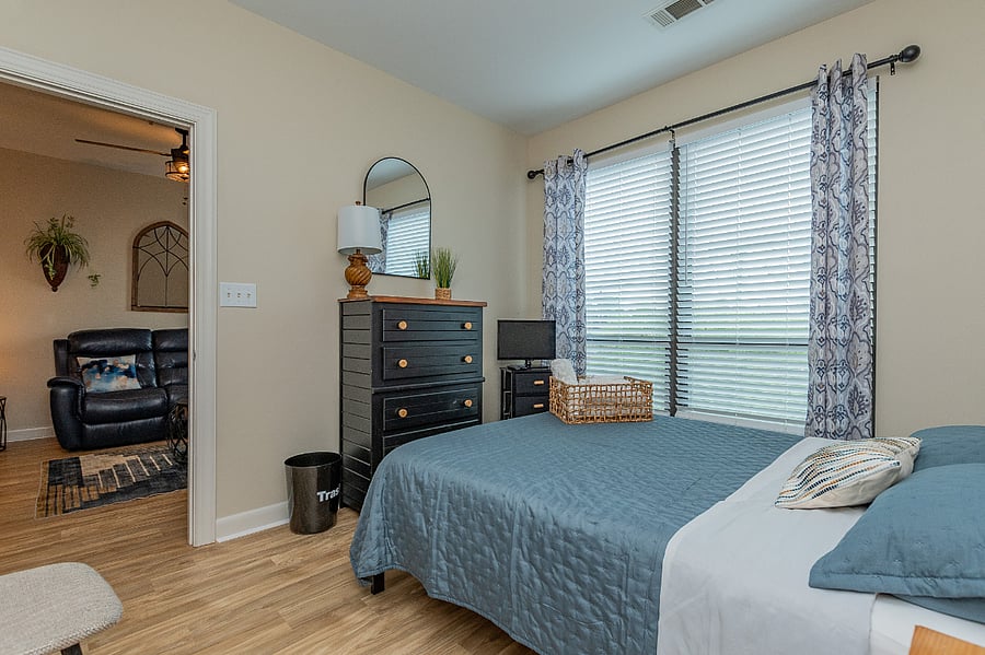 Furnished Finder property 395331_1 photo 13