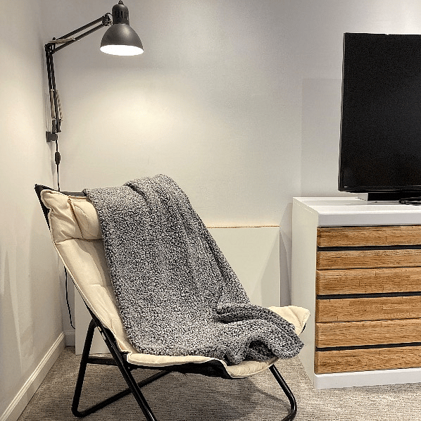 Living room in guest suite