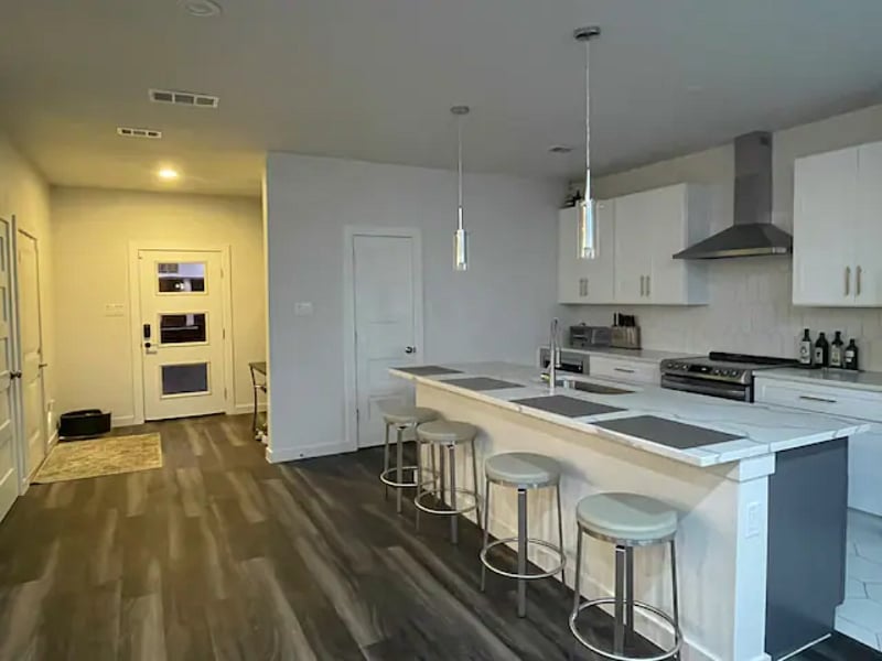 Furnished Finder property 395359_1 photo 6
