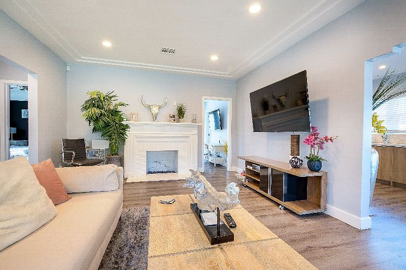 Furnished Finder property 395399_1 photo 4