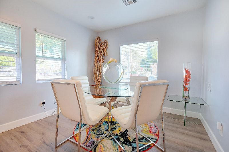 Furnished Finder property 395399_1 photo 9