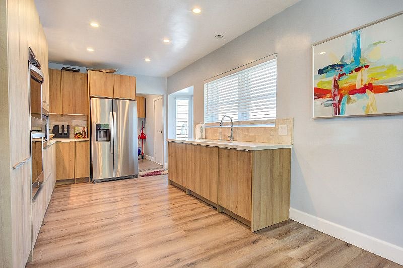 Furnished Finder property 395399_1 photo 11