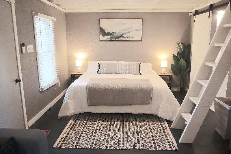 Furnished Finder property 395433_1 photo 1