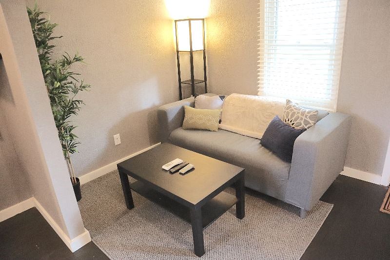 Furnished Finder property 395433_1 photo 4