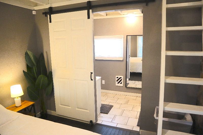 Furnished Finder property 395433_1 photo 27