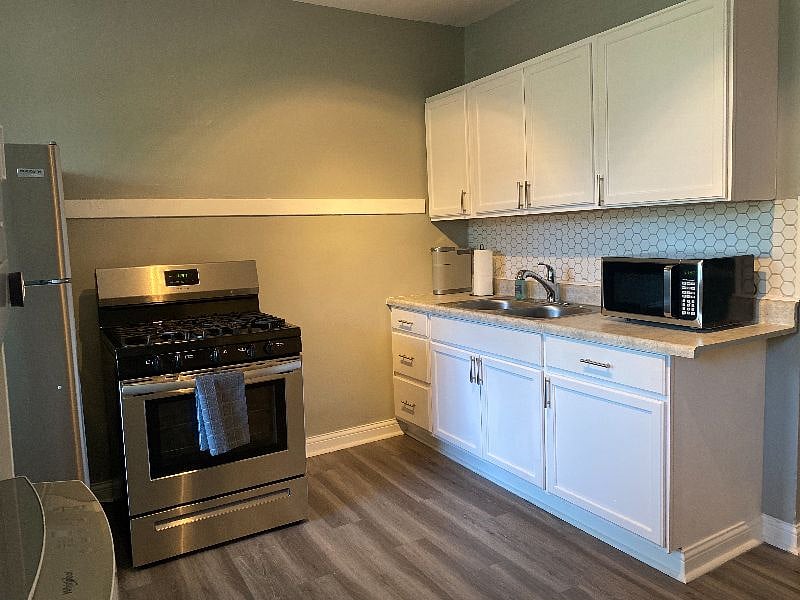 Furnished Finder property 395446_1 photo 9