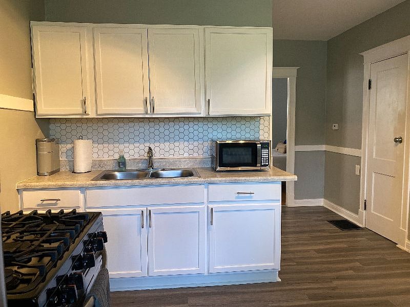 Furnished Finder property 395446_1 photo 11