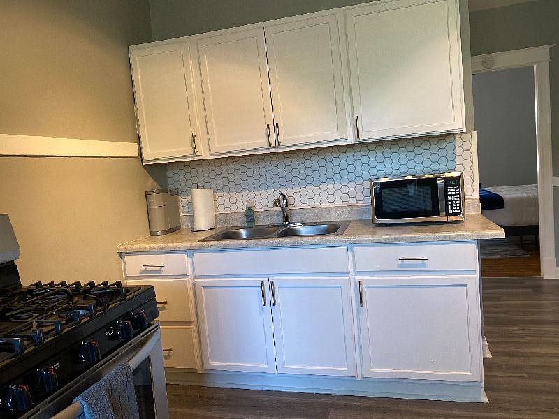 Furnished Finder property 395446_1 photo 28