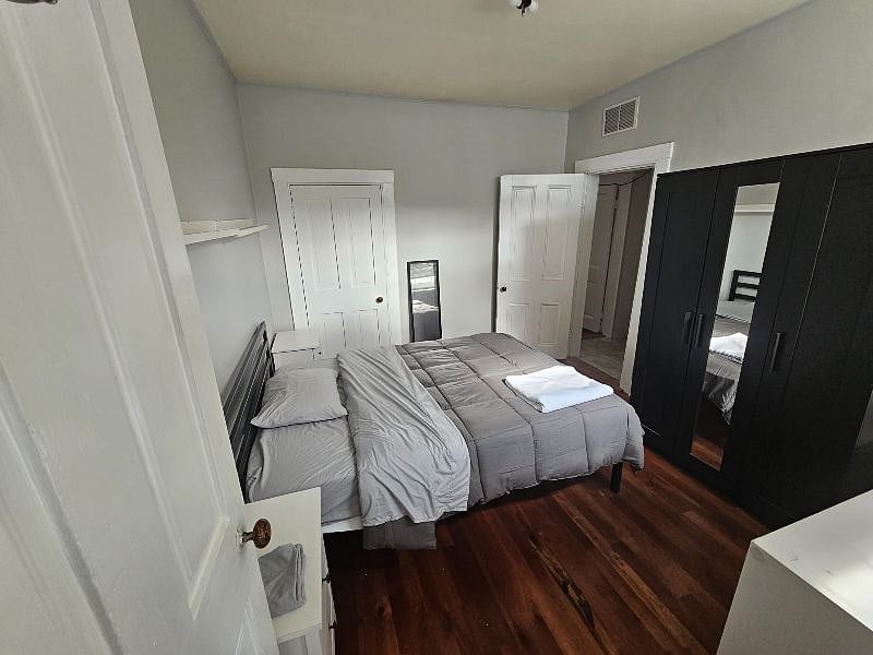 Furnished Finder property 395452_3 photo 4