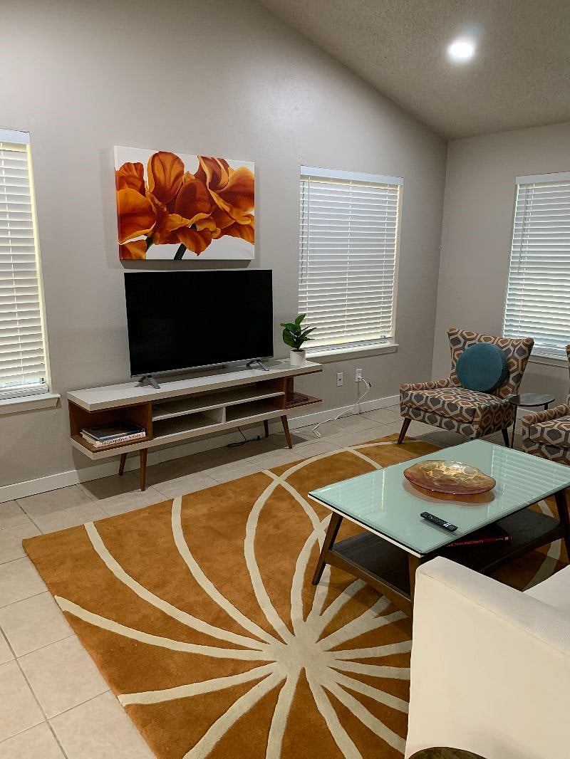 Furnished Finder property 395479_1 photo 3