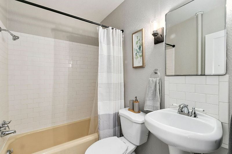 Furnished Finder property 395486_1 photo 28