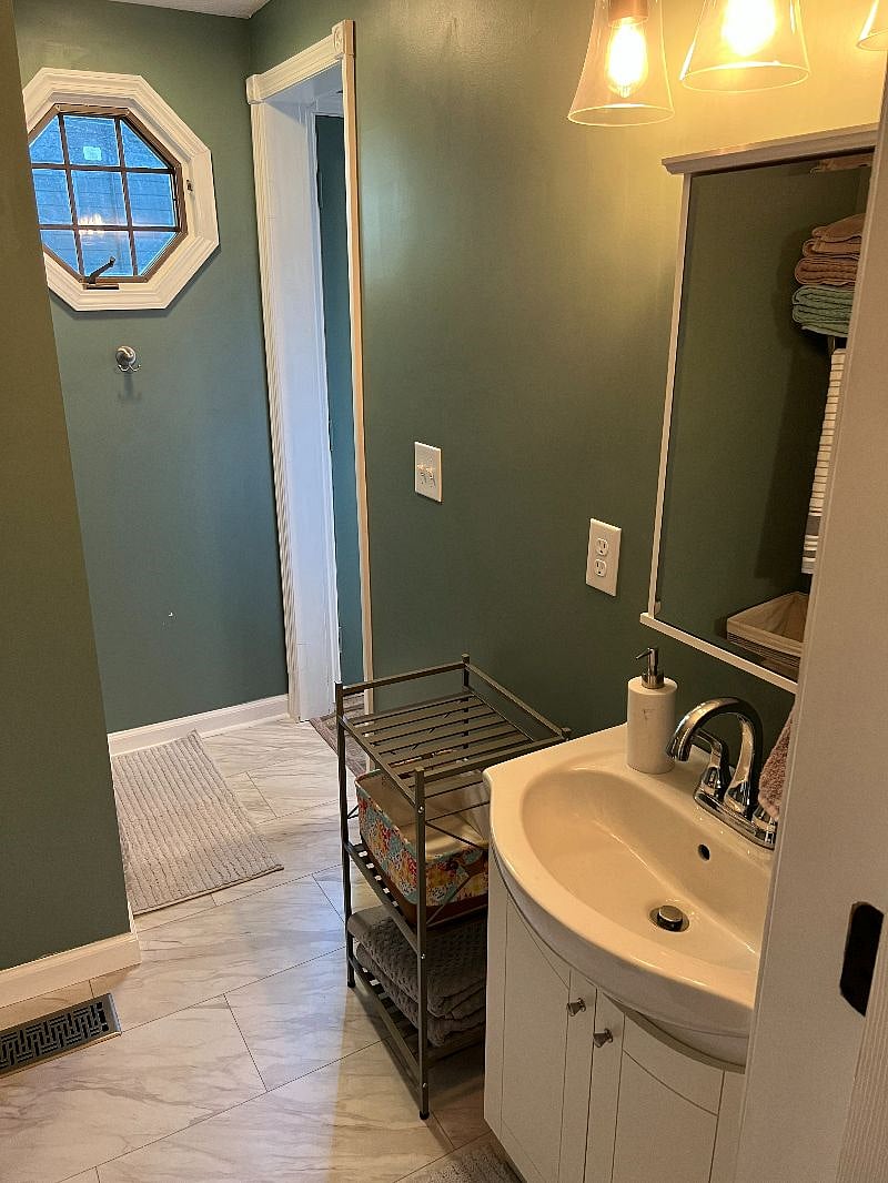 Furnished Finder property 395538_1 photo 17