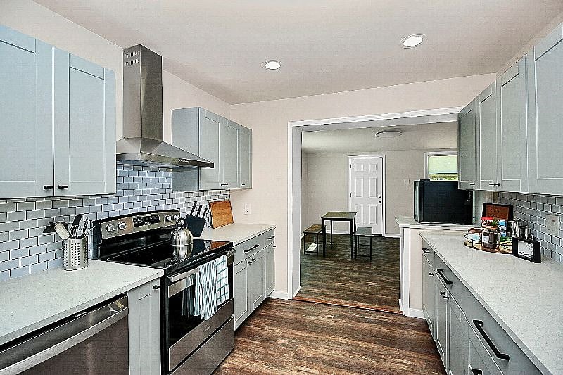 Furnished Finder property 395569_1 photo 11