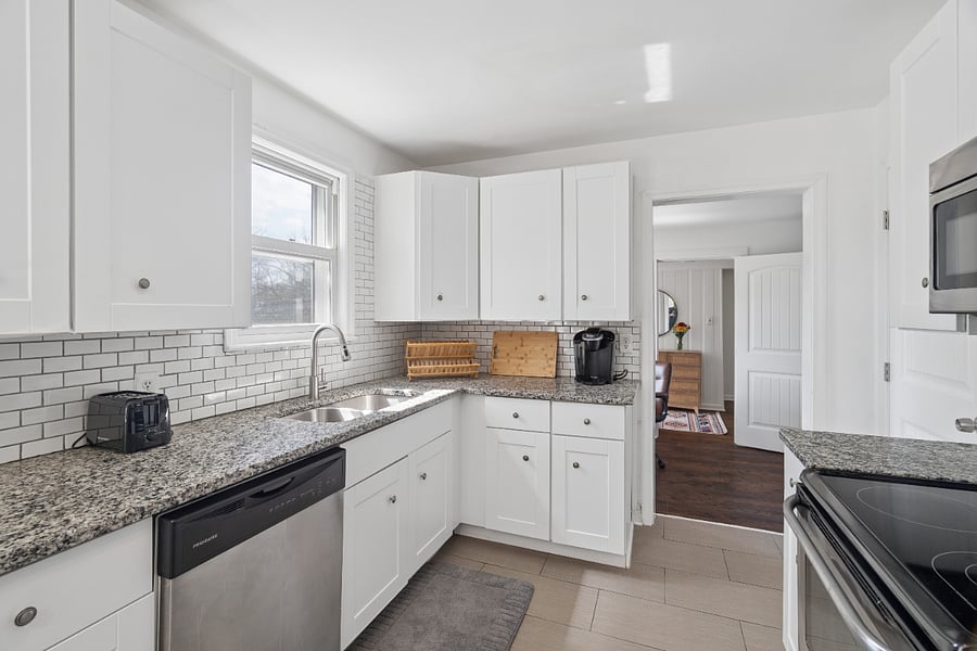 Furnished Finder property 395587_1 photo 22