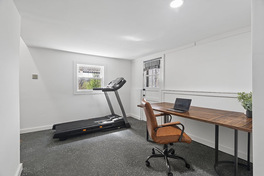 Gym & Work Area 
