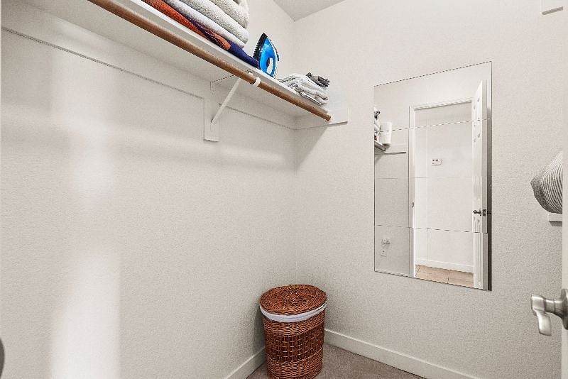 Furnished Finder property 395607_1 photo 12