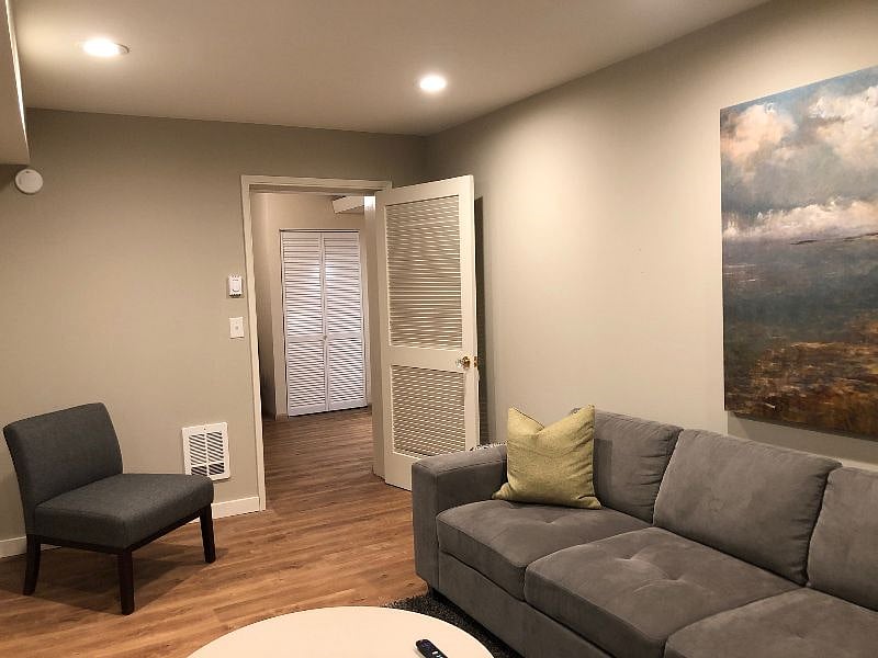 Furnished Finder property 395637_1 photo 3
