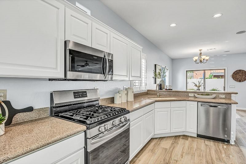 Furnished Finder property 395715_1 photo 7