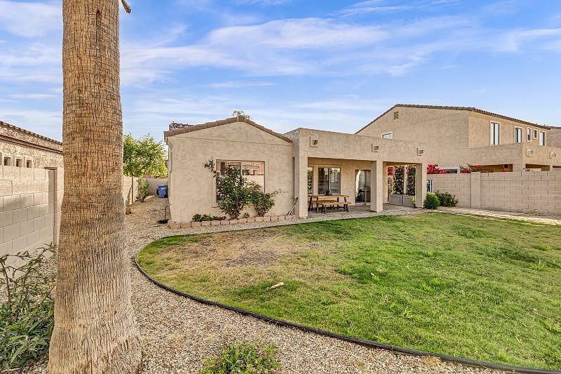 Furnished Finder property 395715_1 photo 15