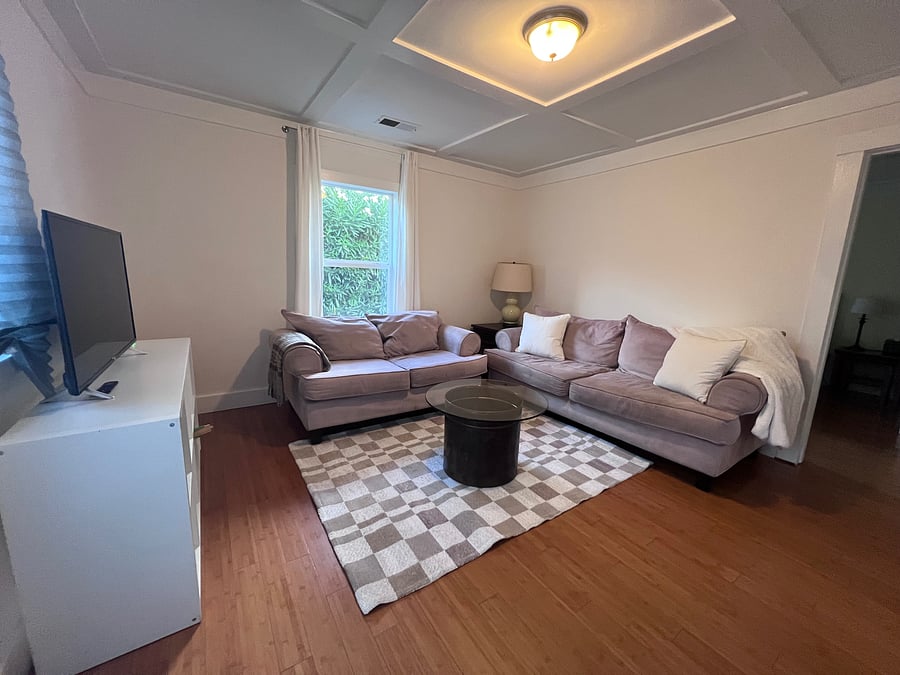 Furnished Finder property 395739_1 photo 11