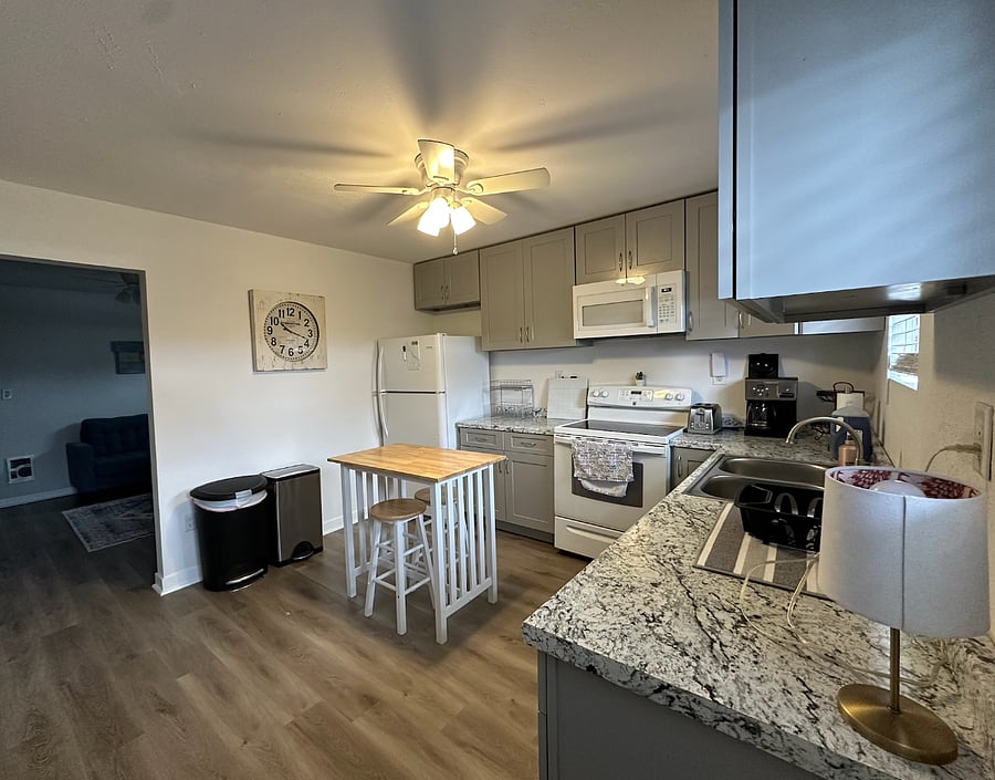 Furnished Finder property 395749_1 photo 9