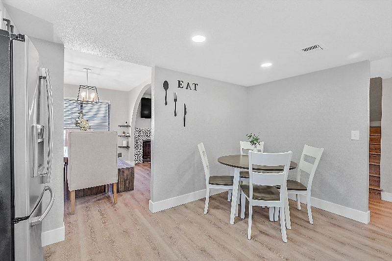 Furnished Finder property 395771_1 photo 8